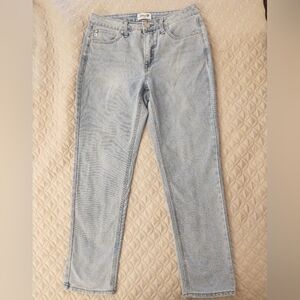 Seven7 Premium Brand Women's Straight Leg High Rise Jeans Light Wash NWOT